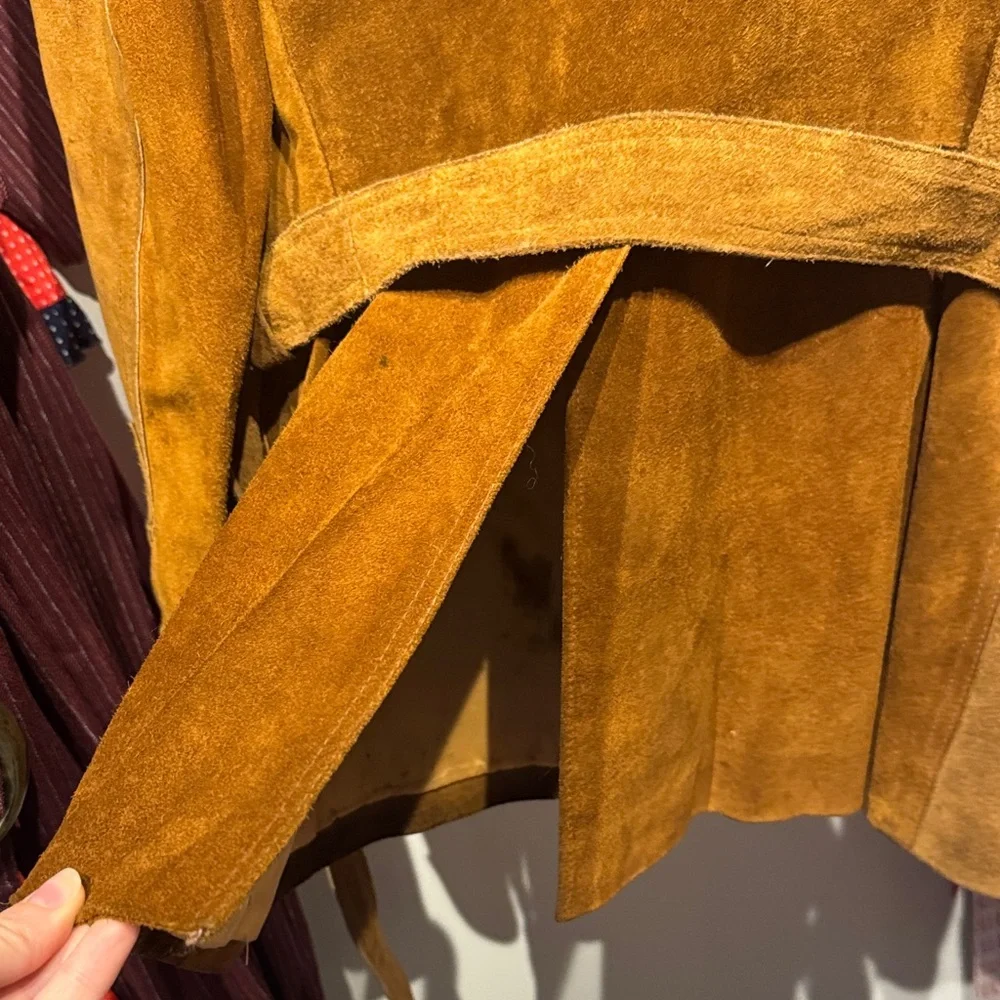 Men's Vintage 60s/70s Brown Suede Leather Belted Jacket - Picture 6 of 13
